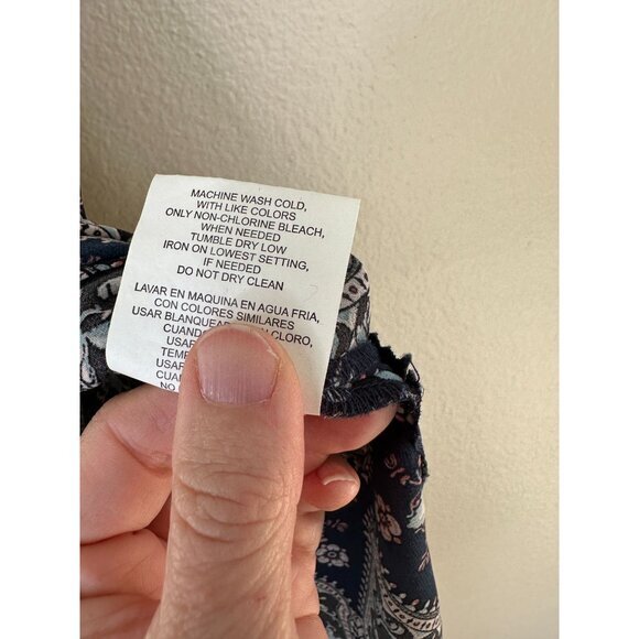 My Michelle Womens Black Tank Top Medium sleeveless polyester pullover‎ zipper - Picture 6 of 8